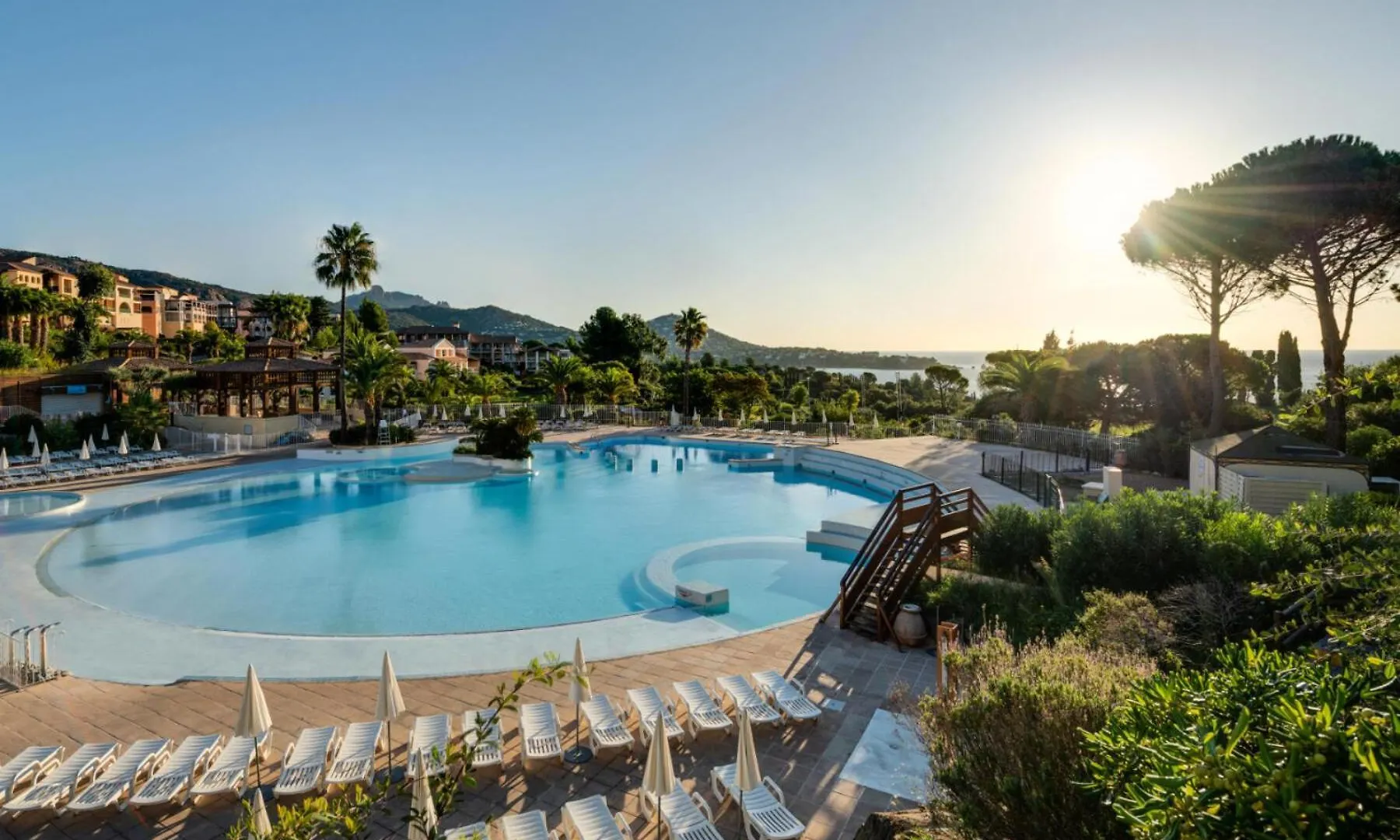 Residence Le Hameau De Cap Esterel - Maeva Home - Studio 4 Personnes - Selection Mae-9284 Saint-Raphael  0*, Saint-Raphael (Var) France